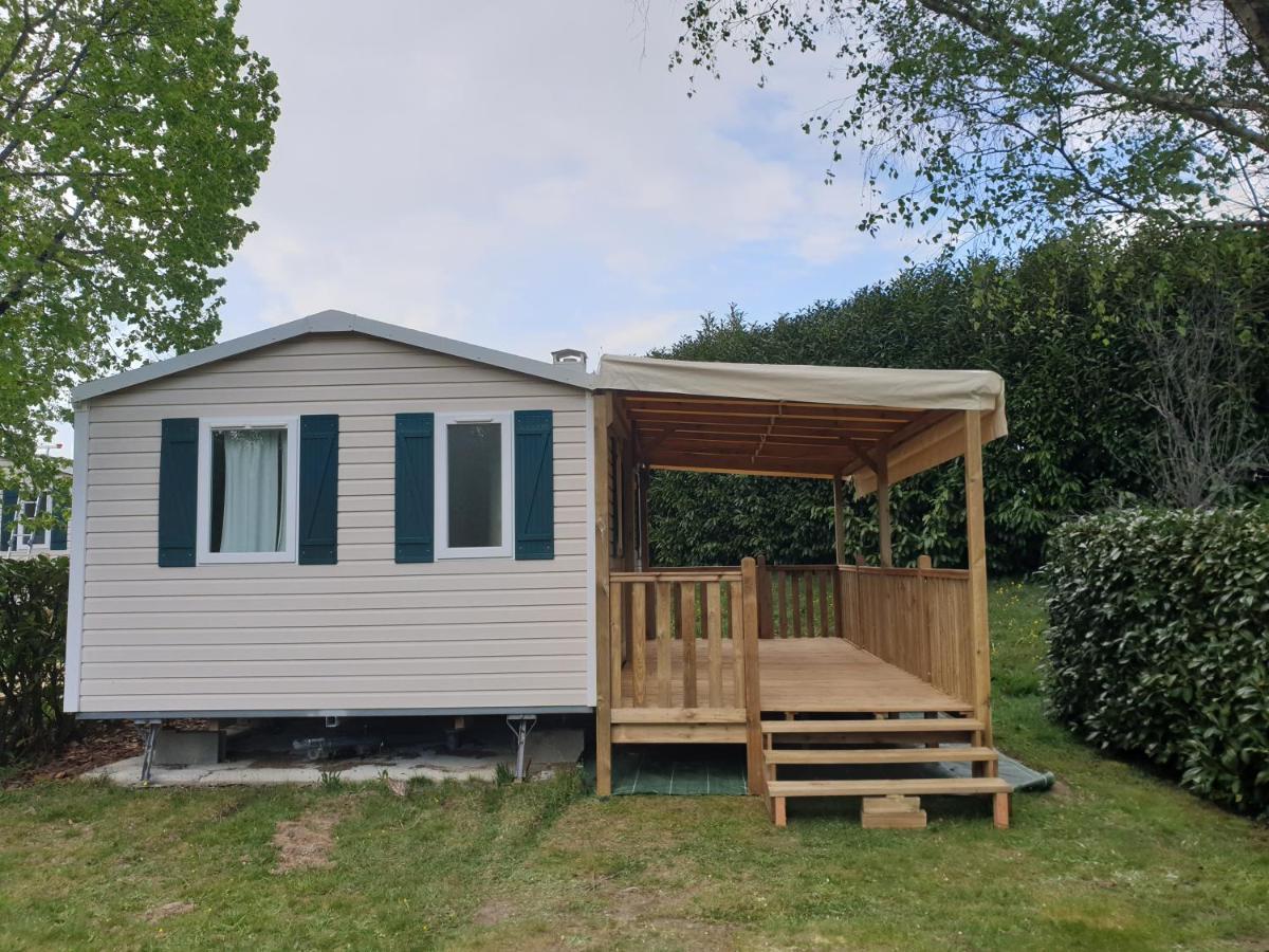 Camping De Ladignac Le Long Bel Air Buitenkant foto