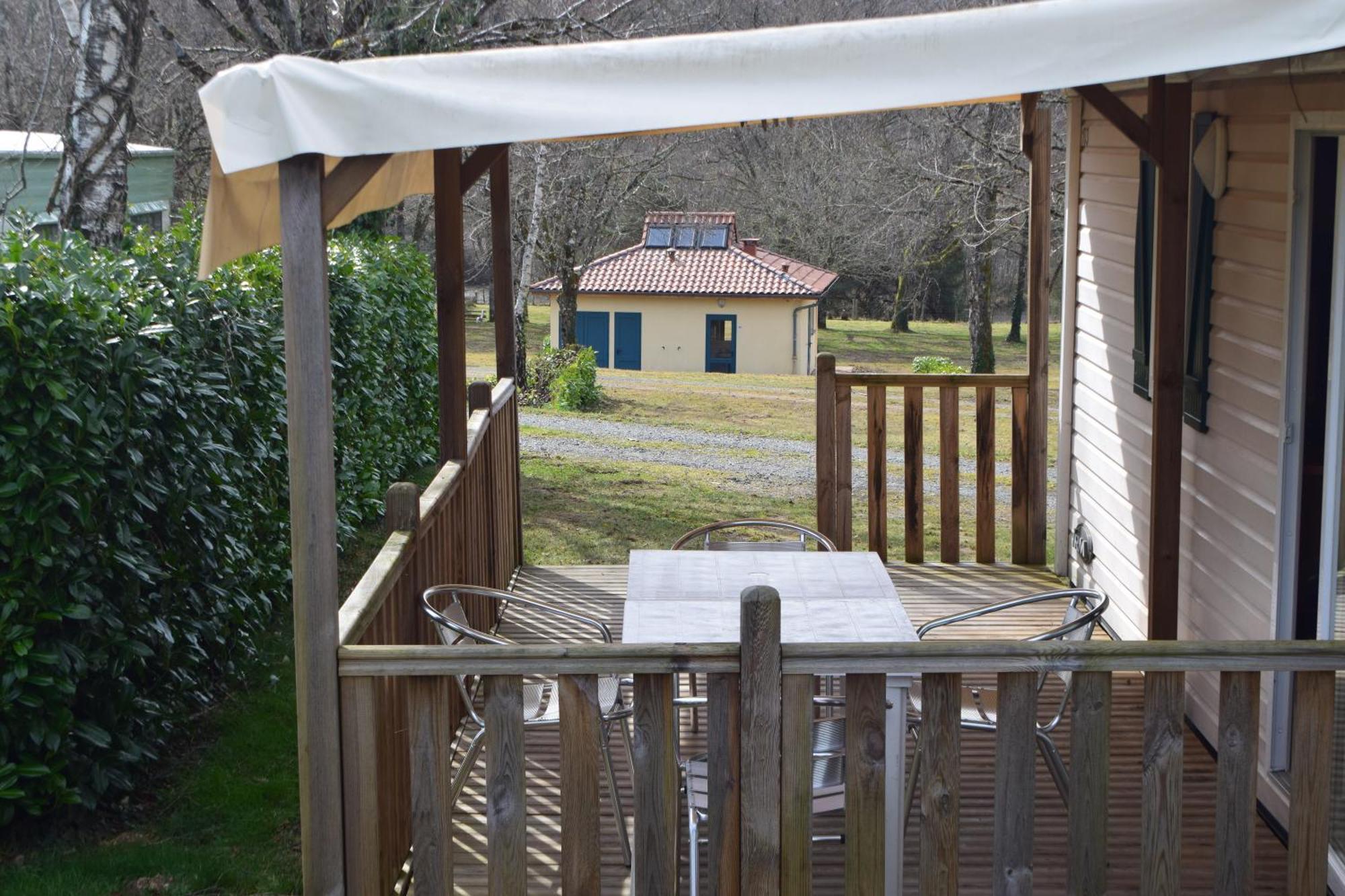 Camping De Ladignac Le Long Bel Air Buitenkant foto
