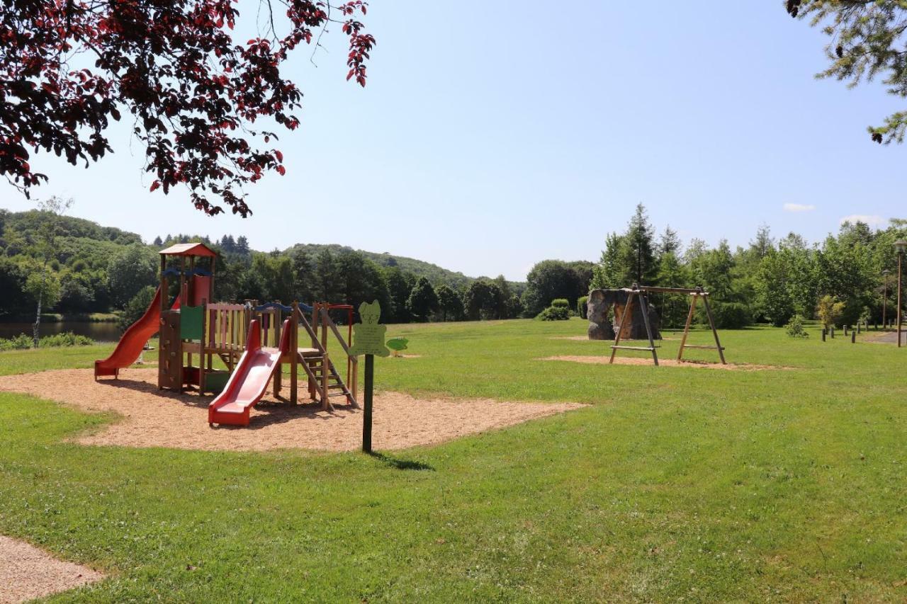 Camping De Ladignac Le Long Bel Air Buitenkant foto